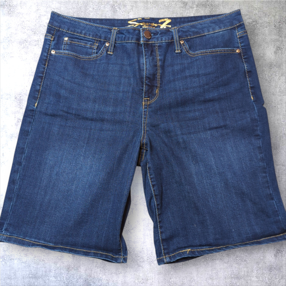SEVEN7 Denim Jean Bermuda Sunset Distressed Shorts Women's Size 16 Summer